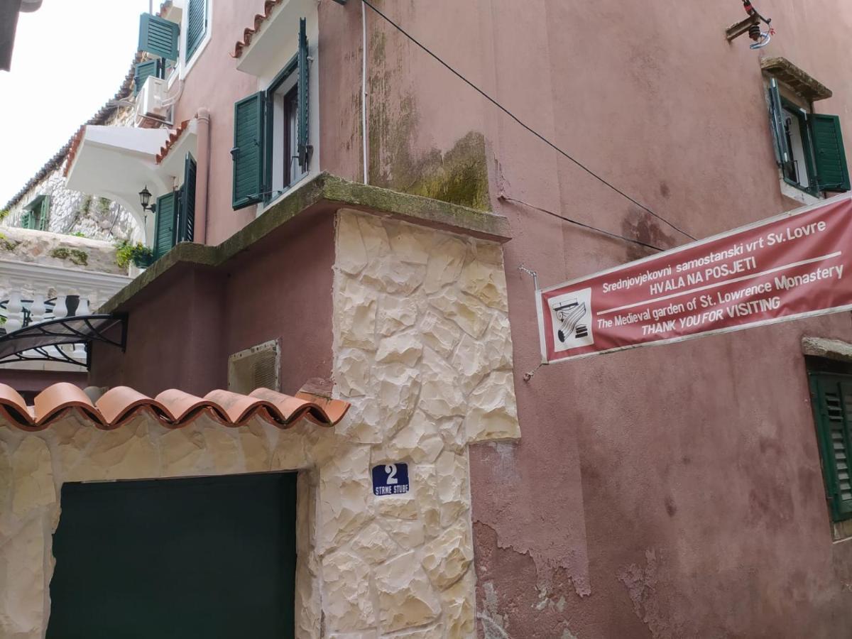 Old Stone House St Lawrence In The Heart Of Sibenik'S Old Town Apartment Bagian luar foto