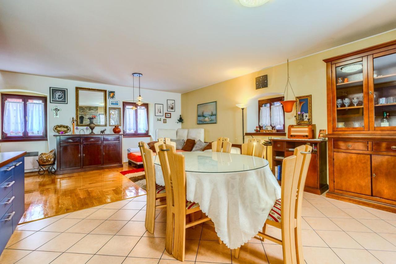Old Stone House St Lawrence In The Heart Of Sibenik'S Old Town Apartment Bagian luar foto
