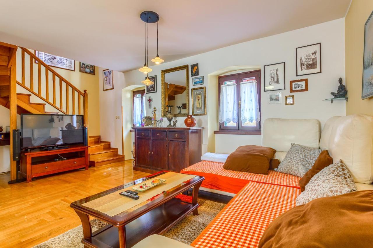 Old Stone House St Lawrence In The Heart Of Sibenik'S Old Town Apartment Bagian luar foto