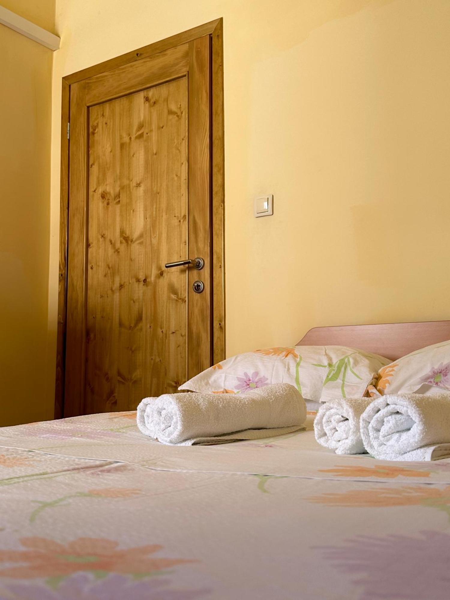Old Stone House St Lawrence In The Heart Of Sibenik'S Old Town Apartment Bagian luar foto