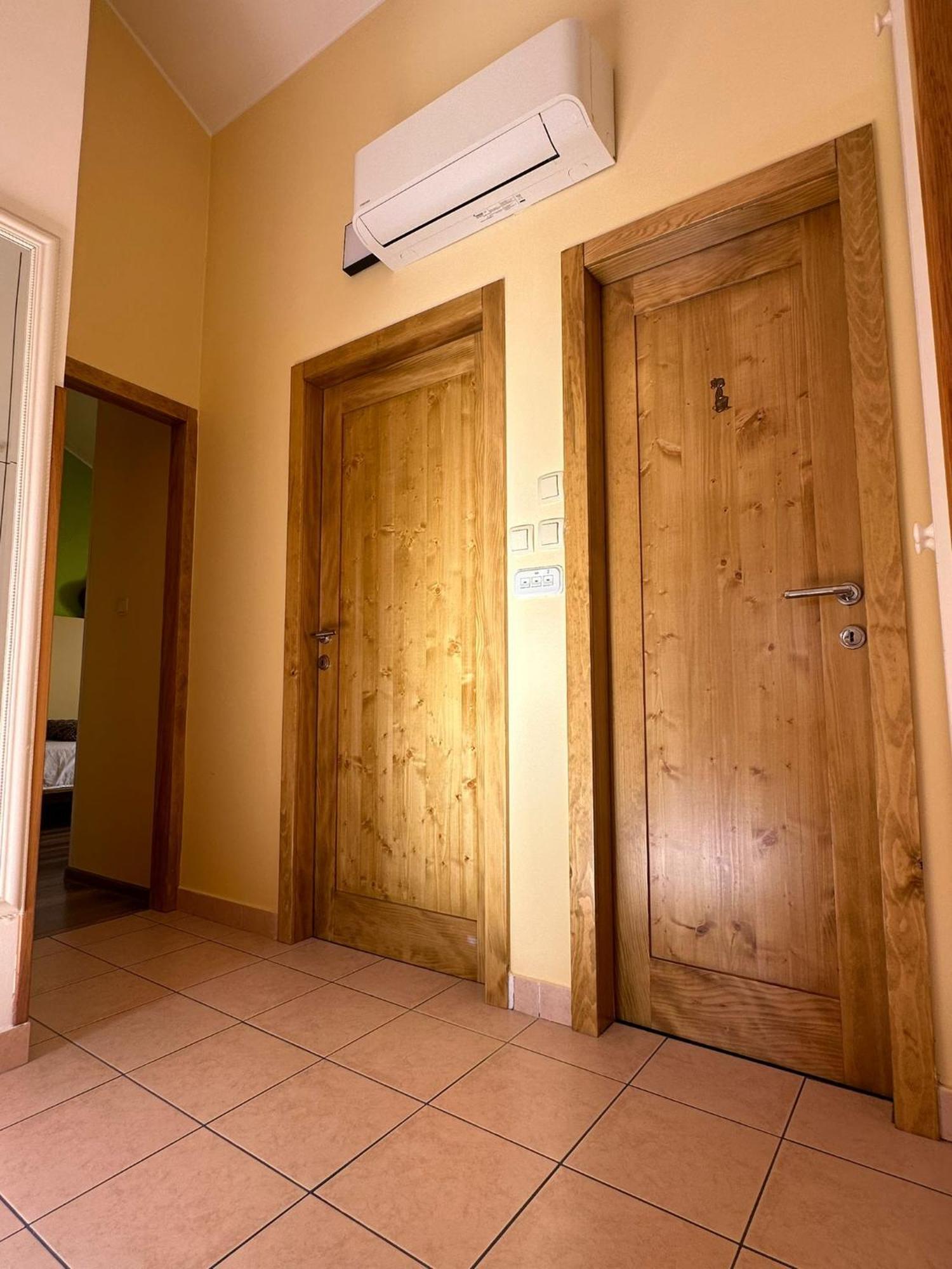 Old Stone House St Lawrence In The Heart Of Sibenik'S Old Town Apartment Bagian luar foto