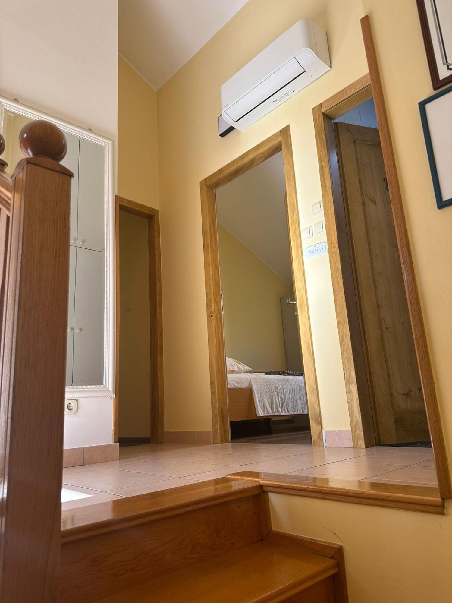 Old Stone House St Lawrence In The Heart Of Sibenik'S Old Town Apartment Bagian luar foto